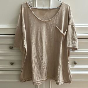 Zenana Outfitters Beige Short Sleeve Tee